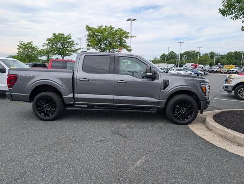 CARBONIZED GRAY METALLIC 2025 Ford F-150 LARIAT