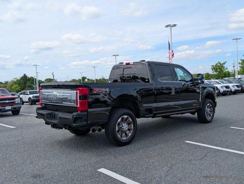 2024 Ford F-350 KING RANCH