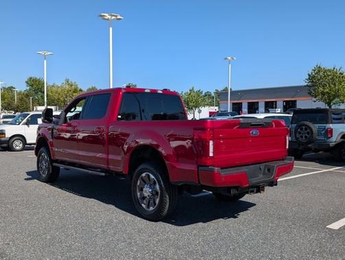 2022 Ford F-350 LARIAT SUPER DUTY