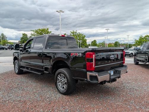 2023 Ford F-250 LARIAT