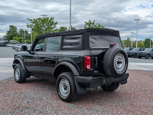 2021 Ford Bronco BASE