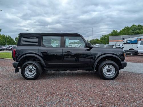 2021 Ford Bronco BASE