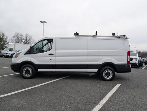 2019 Ford Transit-250 148 WB LOW ROOF CARGO