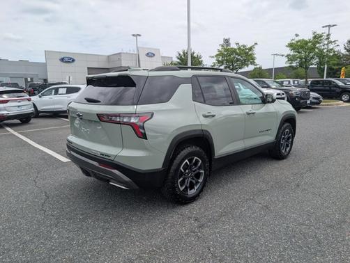 Green 2025 Chevrolet Equinox ACTIV