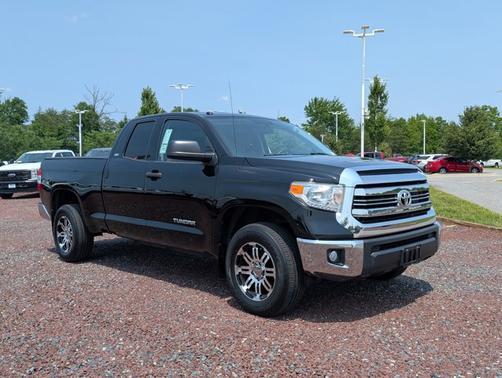 2017 Toyota Tundra SR5