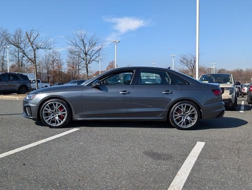 Daytona Gray Pearl Effect 2022 Audi S4 3.0T QUATTRO PREMIUM