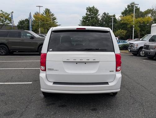 2016 Dodge Grand Caravan AVP/SE