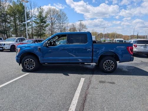 ATLAS BLUE METALLIC 2023 Ford F-150 XLT
