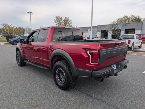RUBY RED METALLIC TINTED CC 2019 Ford F-150 RAPTOR