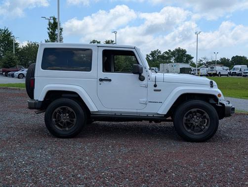 2017 Jeep Wrangler SAHARA