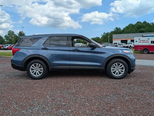 2020 Ford Explorer BASE