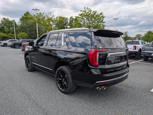 Onyx Black 2021 GMC Yukon DENALI