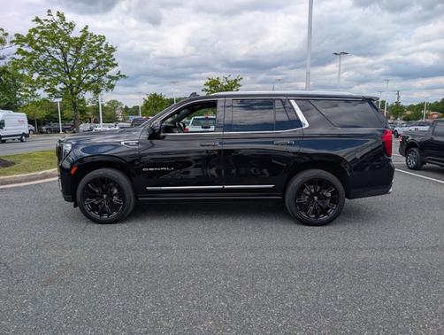 Onyx Black 2021 GMC Yukon DENALI