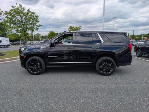 Onyx Black 2021 GMC Yukon DENALI