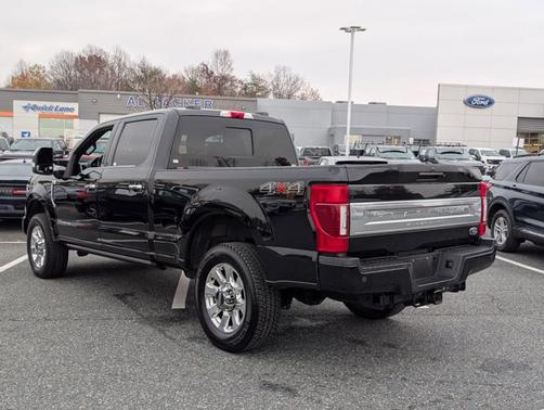 2022 Ford F-350 PLATINUM