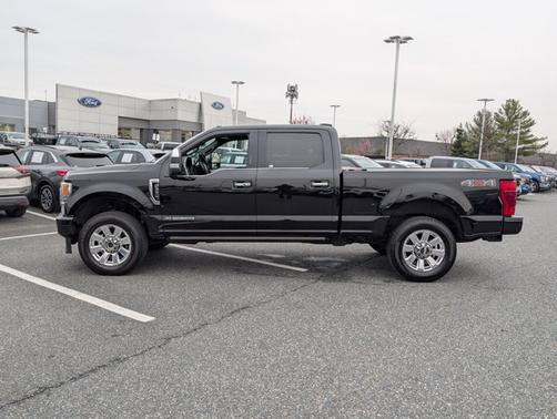 2022 Ford F-350 PLATINUM