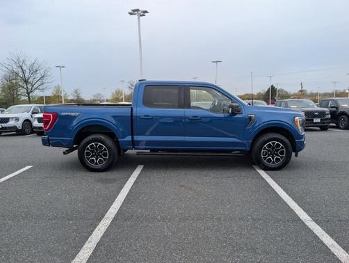 ATLAS BLUE METALLIC 2022 Ford F-150 XLT