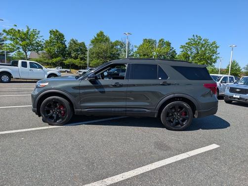 FORGED GREEN METALLIC 2023 Ford Explorer ST