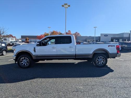 2020 Ford F-350 LARIAT SUPER DUTY