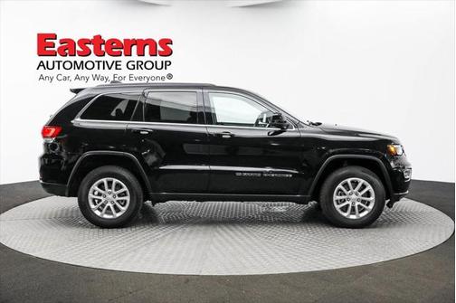 2022 Jeep Grand Cherokee Laredo