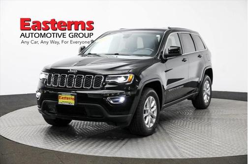 2022 Jeep Grand Cherokee Laredo