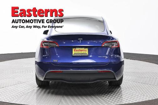 2022 Tesla Model Y Long Range Dual Motor All-Wheel Drive