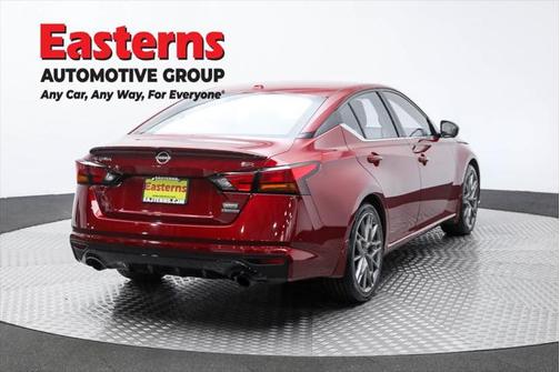 2024 Nissan Altima SR VC-Turbo FWD