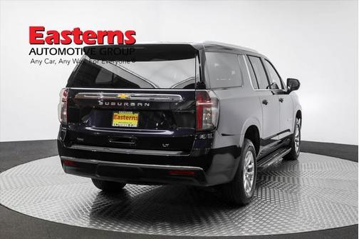 2023 Chevrolet Suburban LT