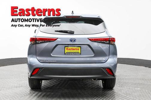 2023 Toyota Highlander Hybrid LE