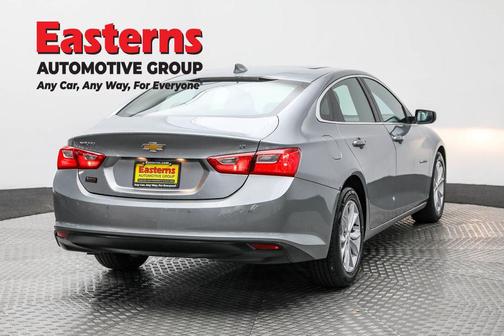 Sterling Gray Metallic 2024 Chevrolet Malibu FWD 1LT