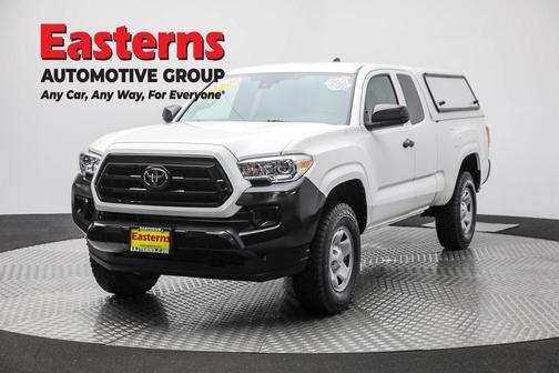 2022 Toyota Tacoma SR