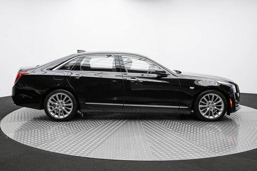 Photo 4 of 64 of 2018 Cadillac CT6 3.6L Standard