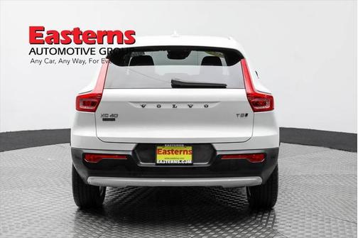 2020 Volvo XC40 T5 Momentum