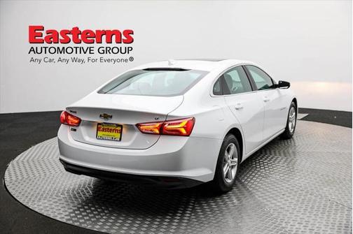 2022 Chevrolet Malibu FWD LT
