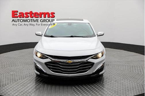 2022 Chevrolet Malibu FWD LT