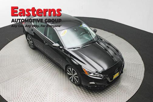 2022 Nissan Altima SR Intelligent AWD