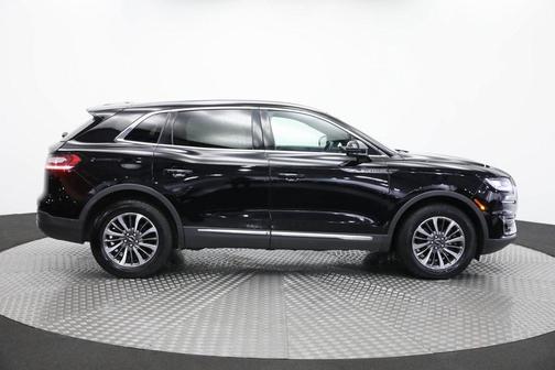 Photo 4 of 62 of 2019 Lincoln Nautilus Select