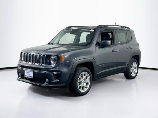 Graphite Gray 2022 Jeep Renegade Latitude