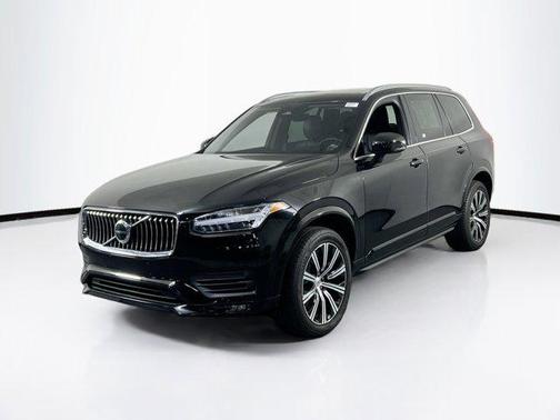 2023 Volvo XC90 B5 Core