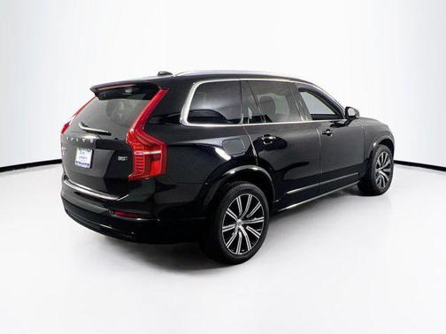 2023 Volvo XC90 B5 Core