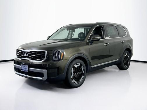 Dark Moss 2023 Kia Telluride S