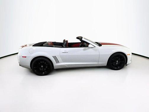 Summit White 2013 Chevrolet Camaro 2SS
