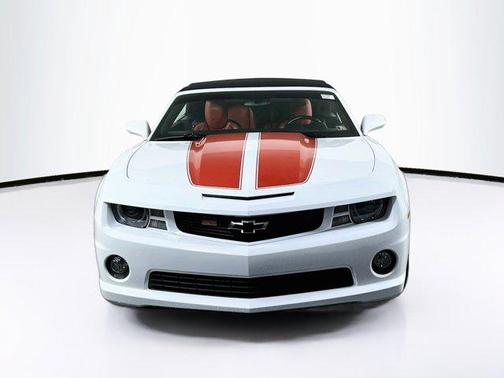 Summit White 2013 Chevrolet Camaro 2SS