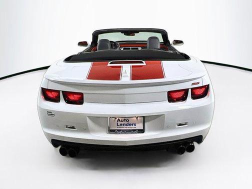 Summit White 2013 Chevrolet Camaro 2SS