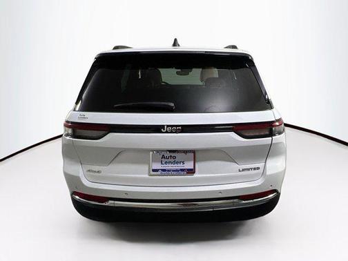 Bright White Clearcoat 2023 Jeep Grand Cherokee Limited