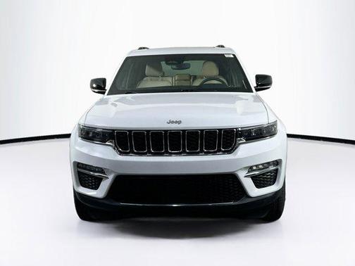 Bright White Clearcoat 2023 Jeep Grand Cherokee Limited