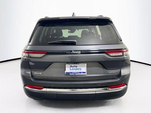 2023 Jeep Grand Cherokee Laredo