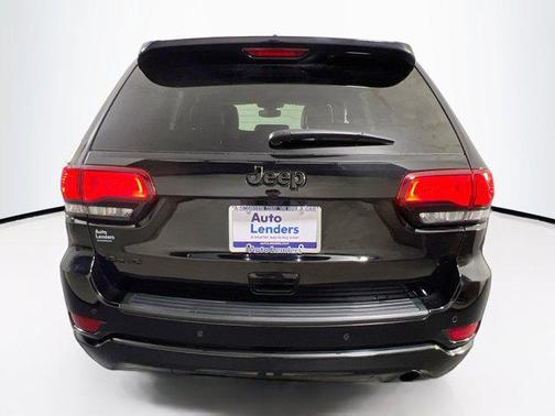 2022 Jeep Grand Cherokee Laredo