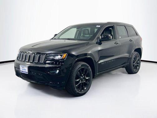 2022 Jeep Grand Cherokee Laredo