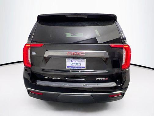 Onyx Black 2021 GMC Yukon 4WD AT4